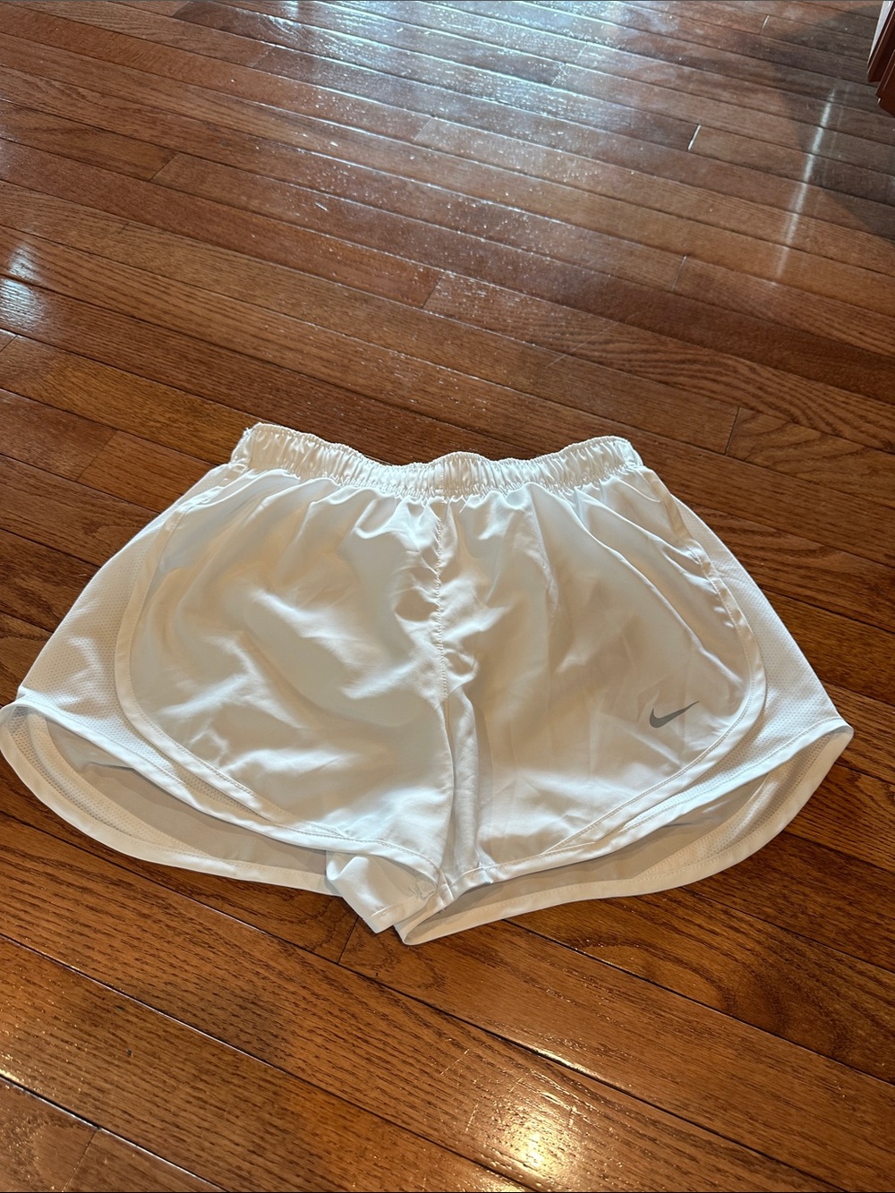 Nike dri-fit Women's White Athletic Running Shorts with Swoosh size small